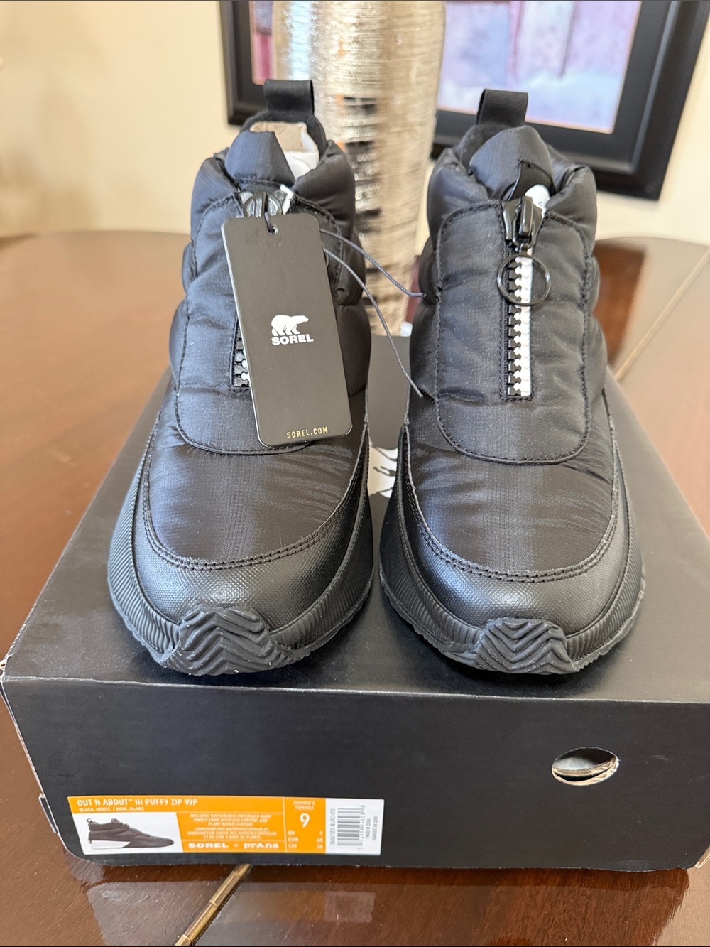 Authentic Sorel Out N About III Puffy Zip
